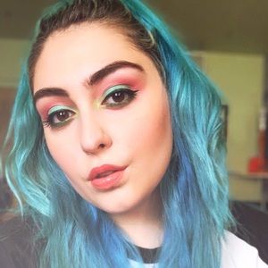 Meet your Posher, Patricia